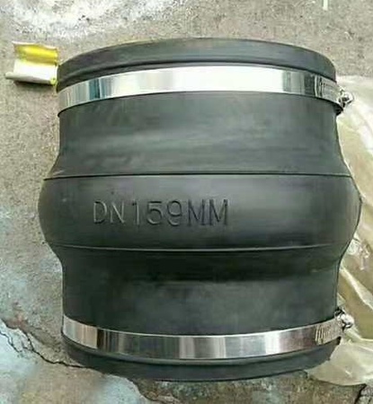 卡箍式橡胶接头